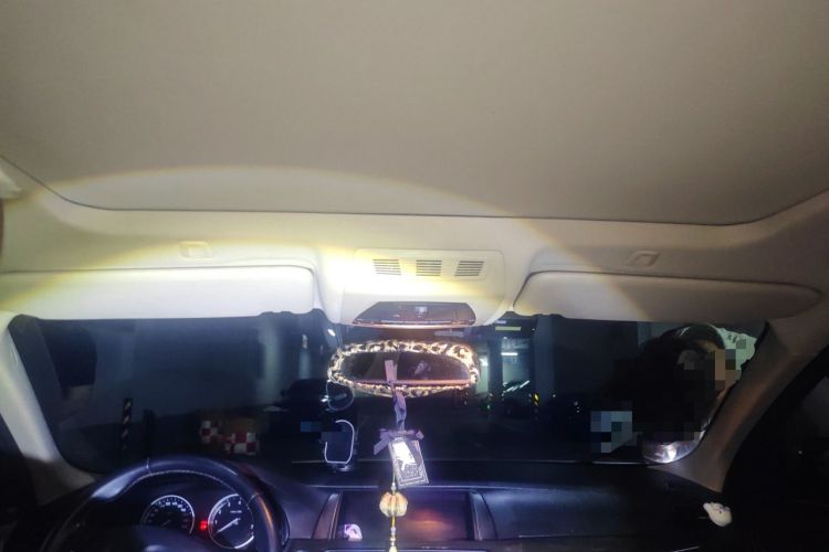 Used BMW 5 Series 2014 525Li Luxury Design Package Headliner