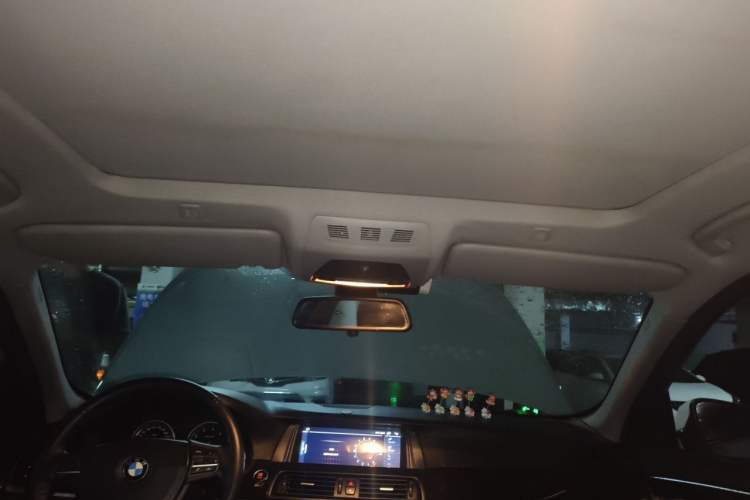 Used BMW 5 Series 2014 530Li Leading Model Headliner