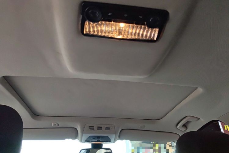 Used BMW 5 Series 2014 525Li Luxury Design Package Headliner