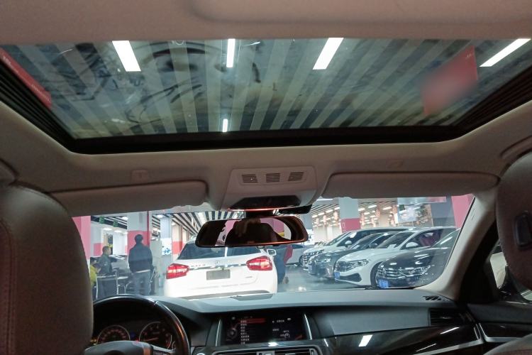 Used BMW 5 Series 2014 525Li Luxury Design Package Headliner