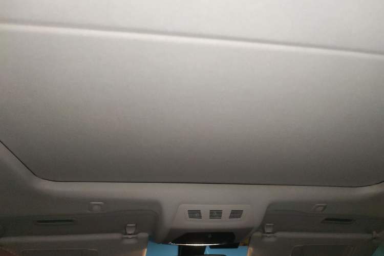 Used BMW 5 Series 2014 520i Touring Edition Headliner