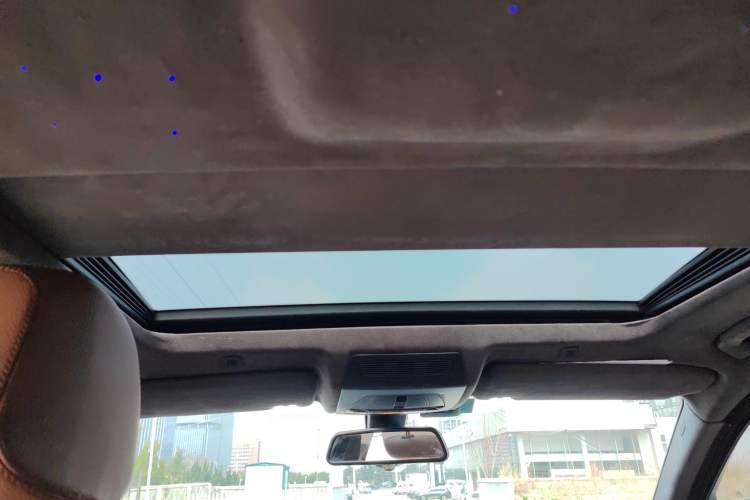 Used BMW 5 Series 2014 525Li Leading Model Headliner