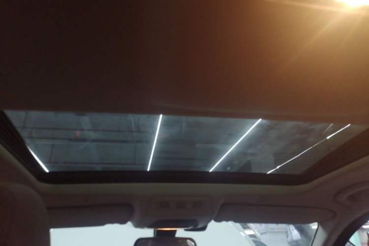 Used BMW 5 Series 2014 520Li Elegant Model Headliner