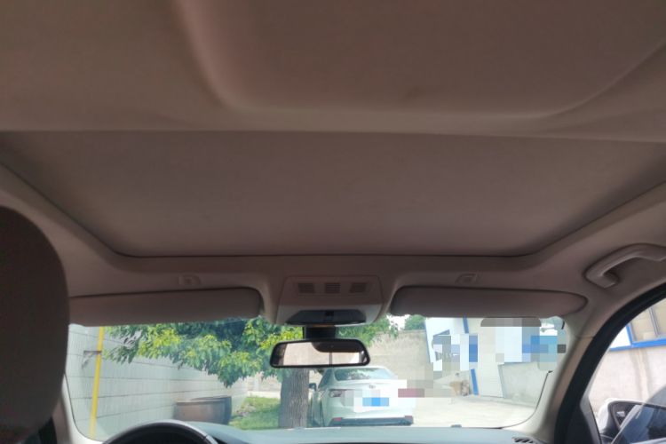 Used BMW 5 Series 2014 525Li Leading Model Headliner