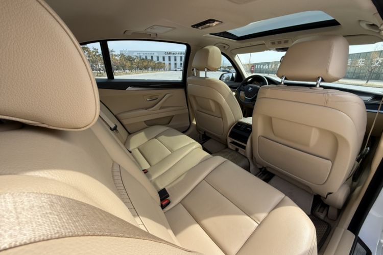 Used BMW 5 Series 2014 525Li Luxury Design Package Headliner