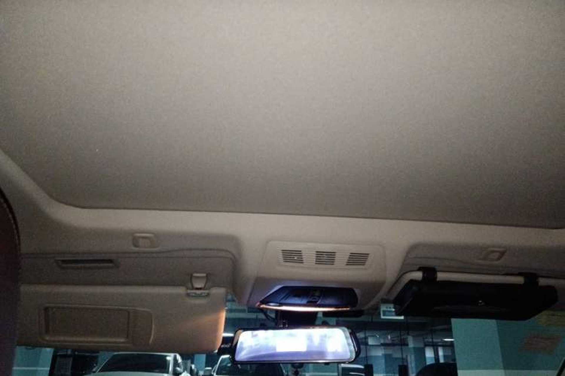Used BMW 5 Series 2014 525Li Luxury Design Package Headliner