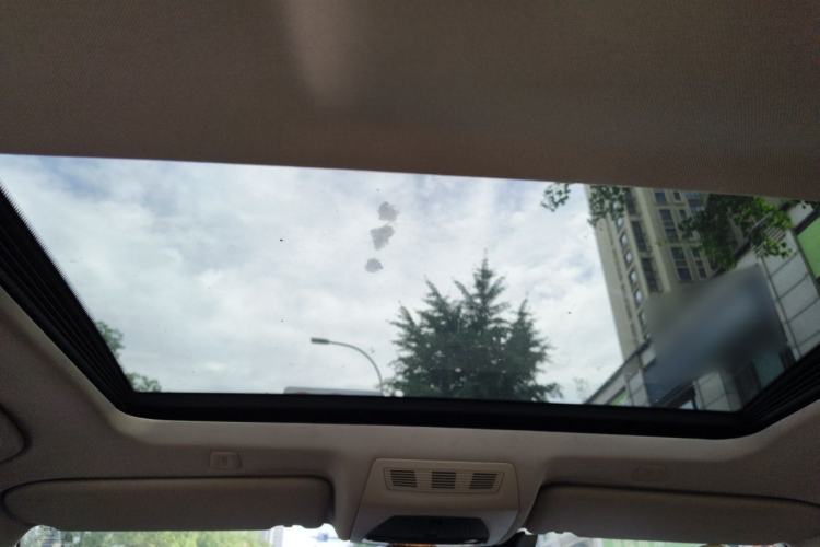 Used BMW 5 Series 2014 525Li Leading Model Headliner