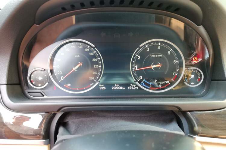 Used BMW 5 Series 2014 525Li Luxury Design Package Instrument Cluster
