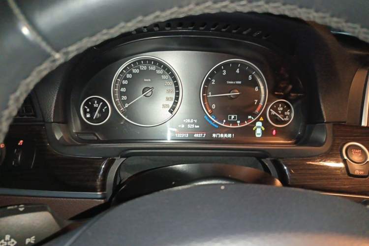 Used BMW 5 Series 2014 525Li Luxury Design Package Instrument Cluster