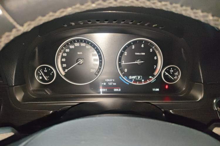 Used BMW 5 Series 2014 525Li Luxury Design Package Instrument Cluster
