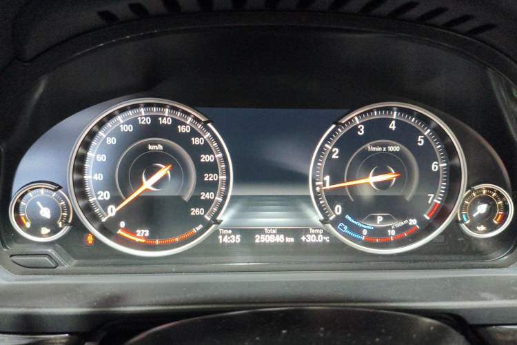 Used BMW 5 Series 2014 525Li Luxury Design Package Instrument Cluster
