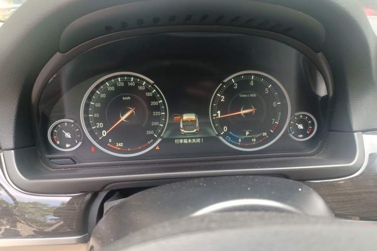 Used BMW 5 Series 2014 525Li Luxury Design Package Instrument Cluster