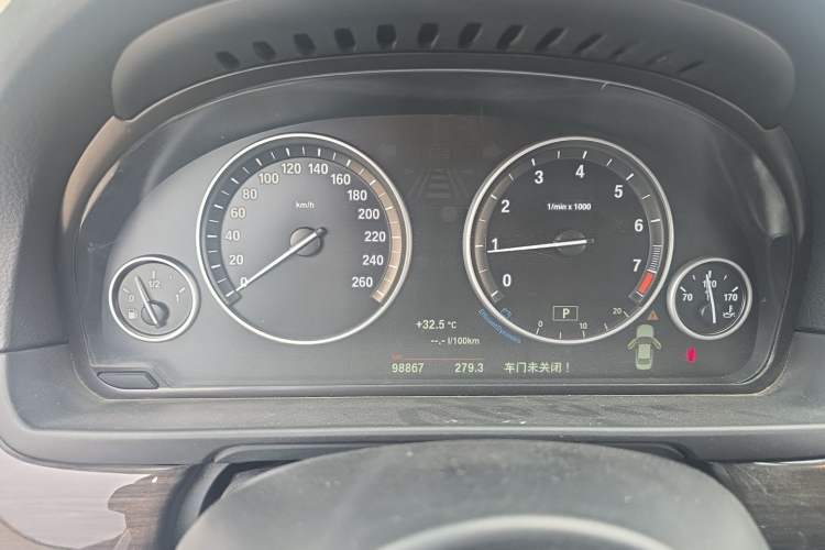 Used BMW 5 Series 2014 525Li Luxury Design Package Instrument Cluster