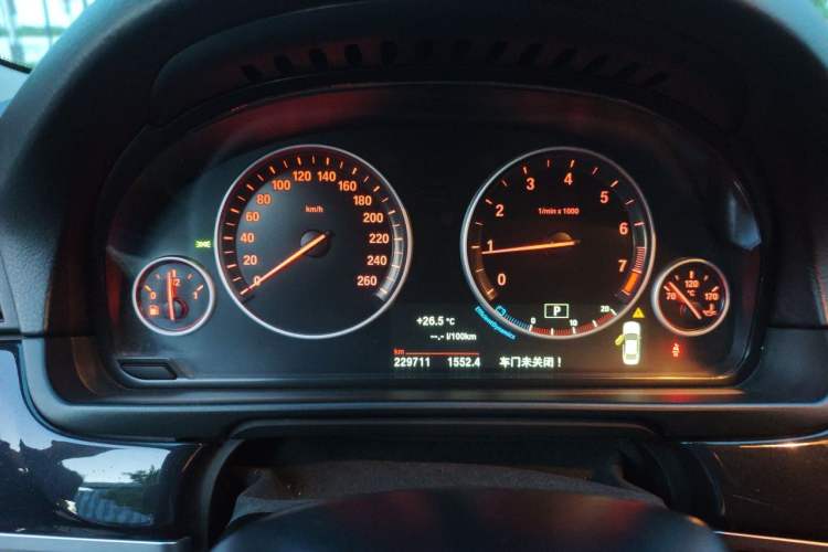 Used BMW 5 Series 2014 520Li Elegant Model Instrument Cluster