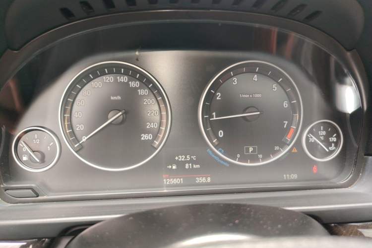 Used BMW 5 Series 2014 525Li Leading Model Instrument Cluster