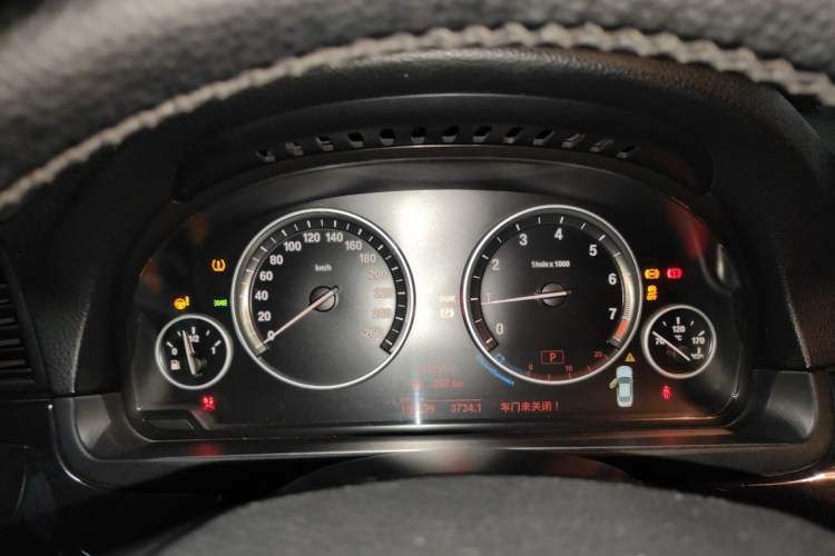 Used BMW 5 Series 2014 520Li Elegant Model Instrument Cluster