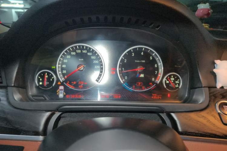 Used BMW 5 Series 2014 528i Touring Edition Instrument Cluster