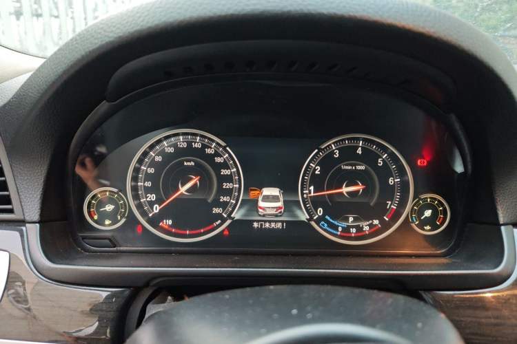 Used BMW 5 Series 2014 525Li Luxury Design Package Instrument Cluster