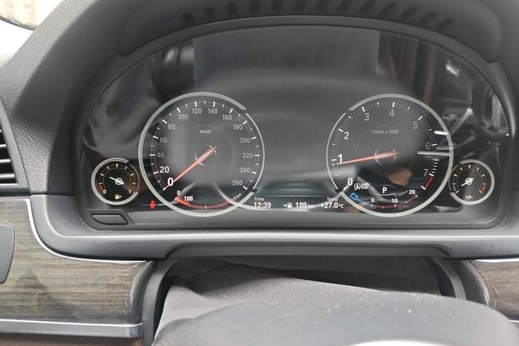 Used BMW 5 Series 2014 525Li Luxury Design Package Instrument Cluster