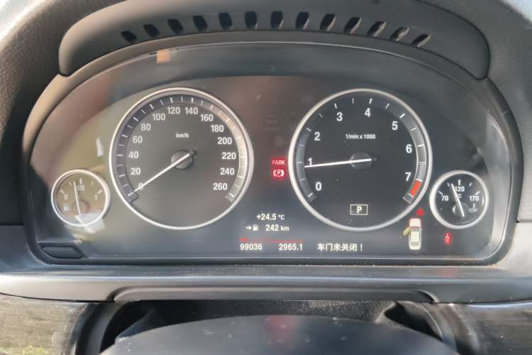 Used BMW 5 Series 2014 525Li Luxury Design Package Instrument Cluster