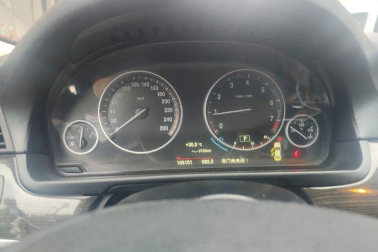 Used BMW 5 Series 2014 525Li Luxury Design Package Instrument Cluster