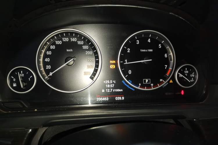 Used BMW 5 Series 2014 525Li Luxury Design Package Instrument Cluster