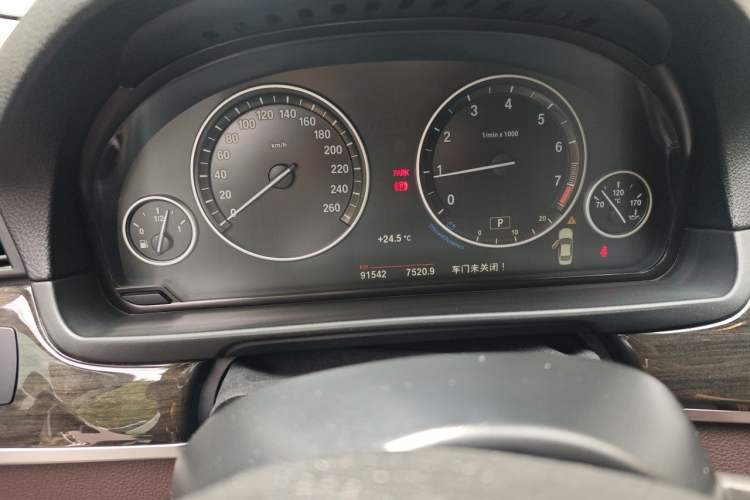 Used BMW 5 Series 2014 525Li Luxury Design Package Instrument Cluster