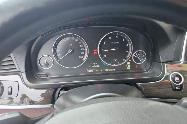 Used BMW 5 Series 2014 525Li Luxury Design Package Instrument Cluster