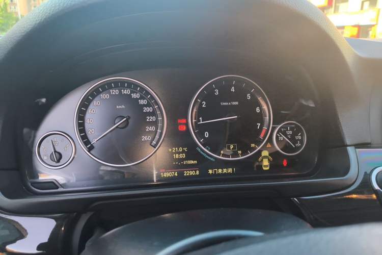 Used BMW 5 Series 2014 525Li Luxury Design Package Instrument Cluster