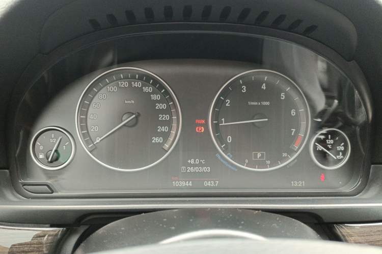 Used BMW 5 Series 2014 525Li Luxury Design Package Instrument Cluster