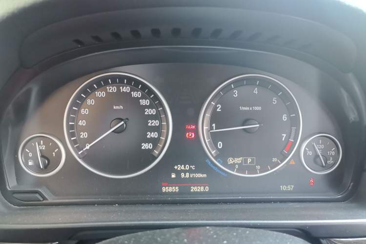 Used BMW 5 Series 2014 525Li Luxury Design Package Instrument Cluster