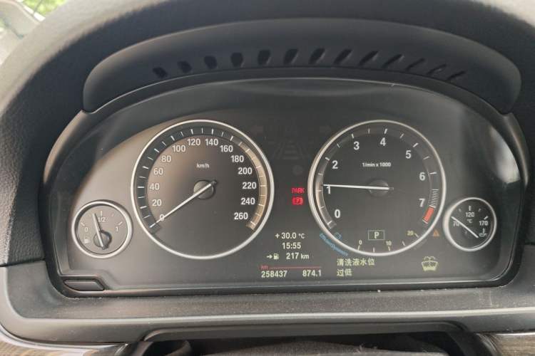 Used BMW 5 Series 2014 525Li Luxury Design Package Instrument Cluster
