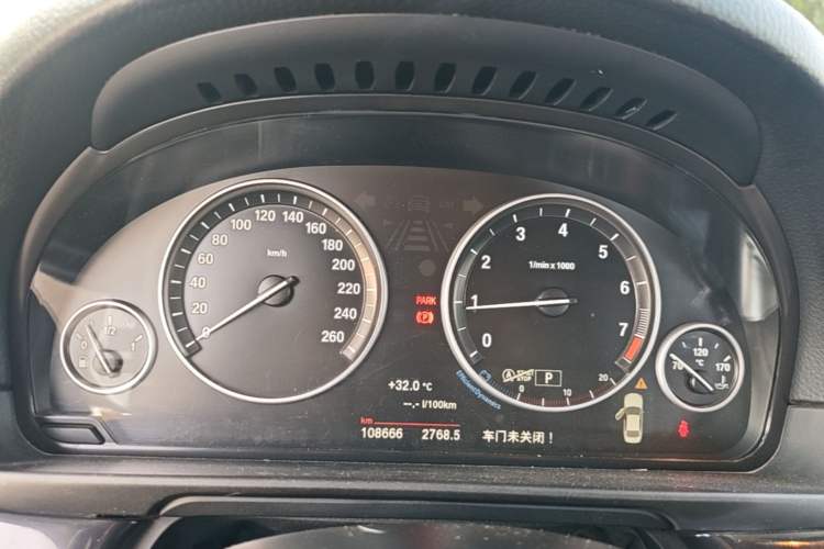 Used BMW 5 Series 2014 520Li Elegant Model Instrument Cluster