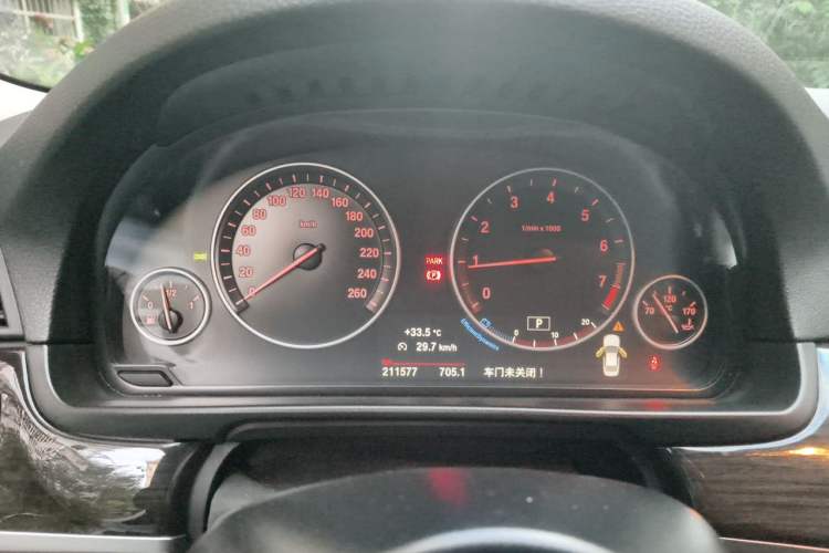 Used BMW 5 Series 2014 525Li Luxury Design Package Instrument Cluster
