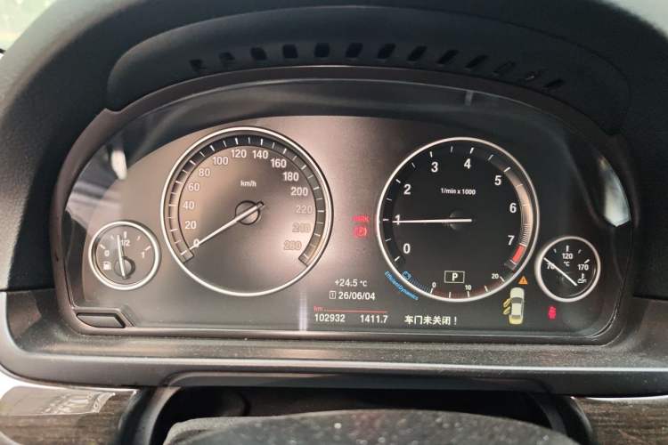Used BMW 5 Series 2014 525Li Luxury Design Package Instrument Cluster