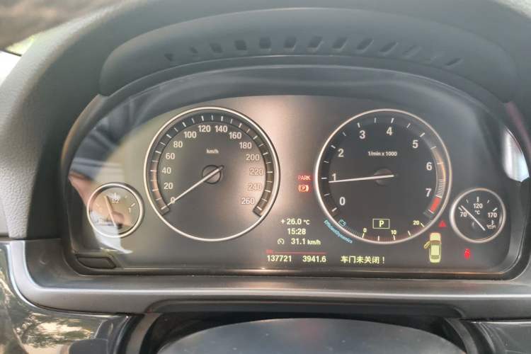 Used BMW 5 Series 2014 520Li Elegant Model Instrument Cluster