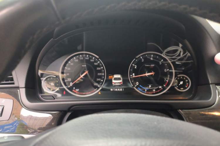Used BMW 5 Series 2014 525Li Luxury Design Package Instrument Cluster