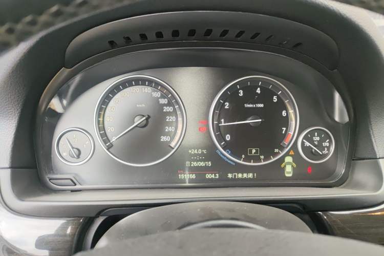 Used BMW 5 Series 2014 525Li Luxury Design Package Instrument Cluster