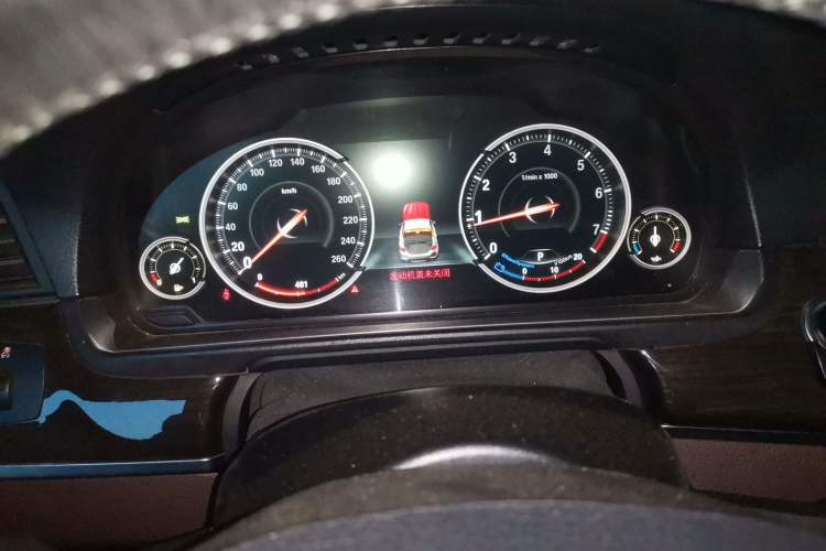 Used BMW 5 Series 2014 525Li Luxury Design Package Instrument Cluster