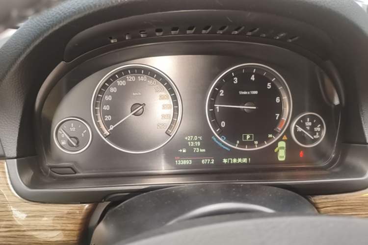 Used BMW 5 Series 2014 525Li Fashion Design Package Instrument Cluster