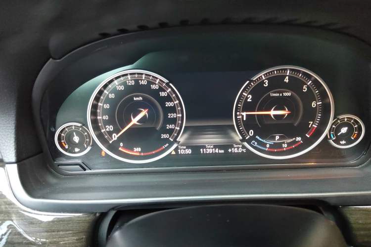 Used BMW 5 Series 2014 525Li Luxury Design Package Instrument Cluster
