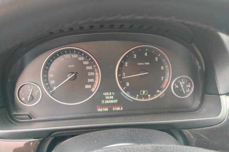 Used BMW 5 Series 2014 530Li Leading Model Instrument Cluster