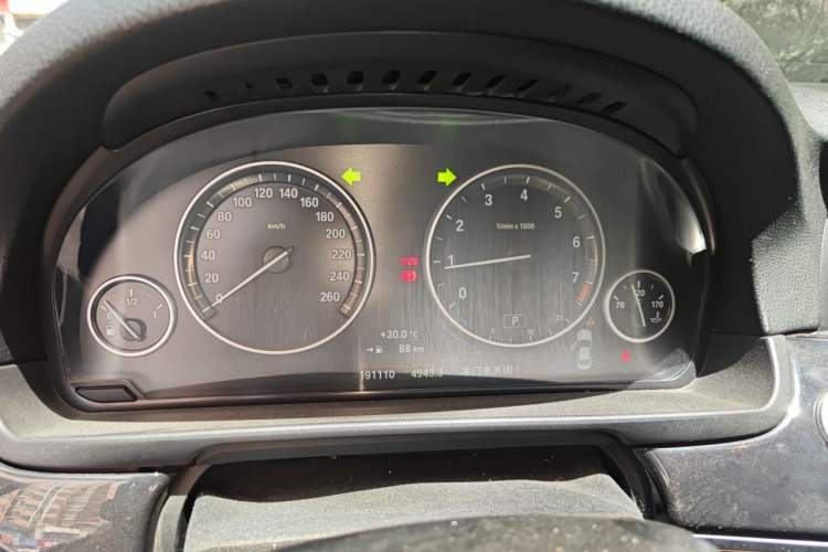 Used BMW 5 Series 2014 520Li Elegant Model Instrument Cluster