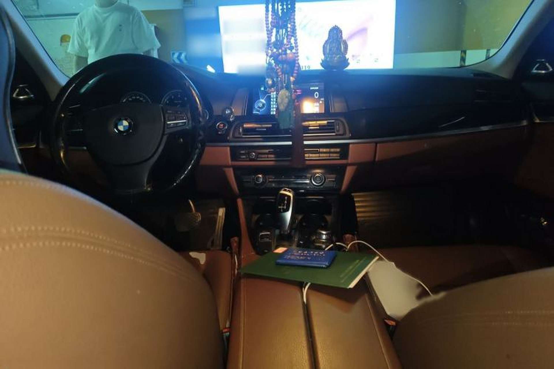 Used BMW 5 Series 2014 520Li Elegant Model Interior 2