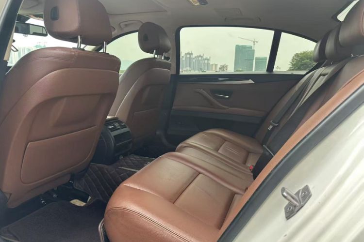 Used BMW 5 Series 2014 520Li Elegant Model Interior 2