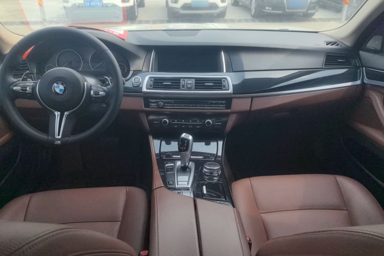 Used BMW 5 Series 2014 520Li Elegant Model Interior 2