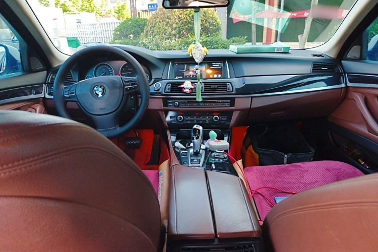 Used BMW 5 Series 2014 520Li Elegant Model Interior 2