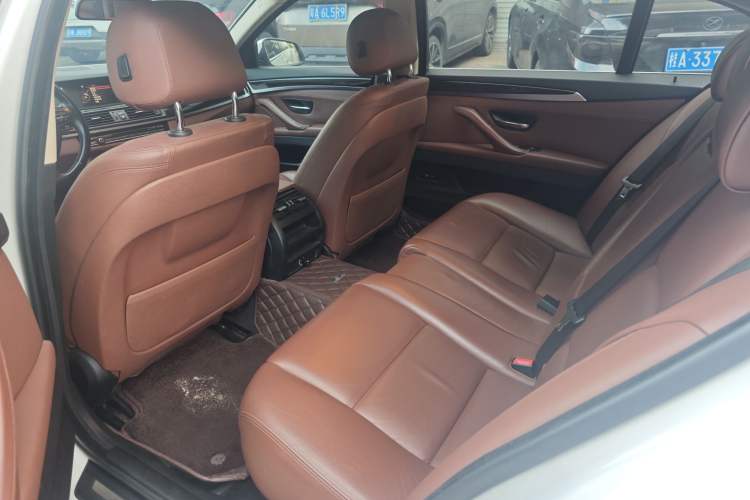Used BMW 5 Series 2014 525Li Leading Model Interior 3