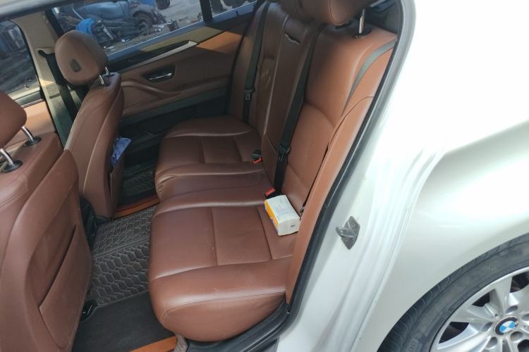 Used BMW 5 Series 2014 520Li Elegant Model Interior 4
