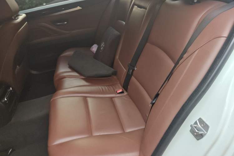 Used BMW 5 Series 2014 528Li Leading Model Interior 4